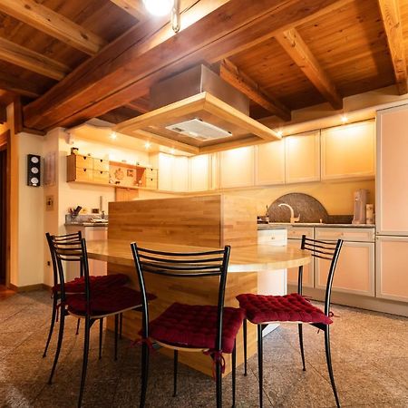 L'Atelier Du Temps - Woodstone Villa Aosta Eksteriør billede